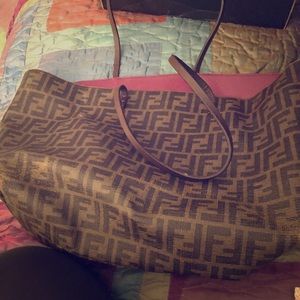 Original print Fendi Purse. Well kept and loved.